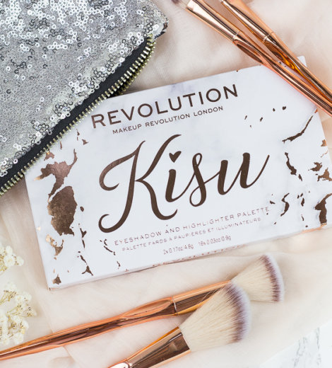 Kisu x Makeup Revolution Palette