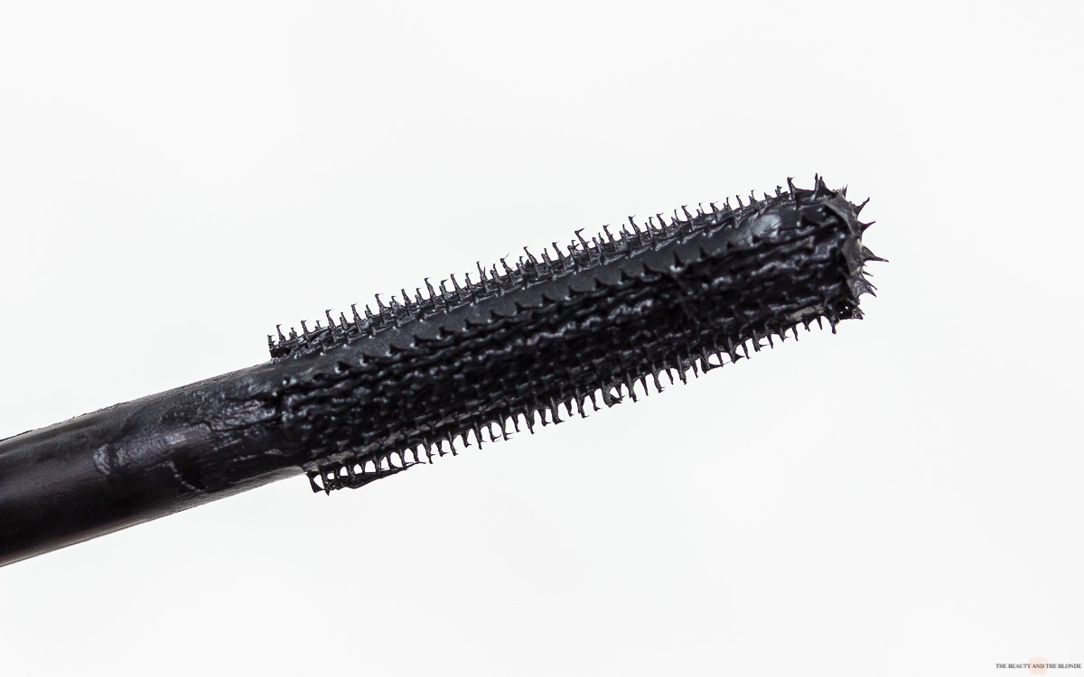 essence I love extreme Crazy Volume Mascara