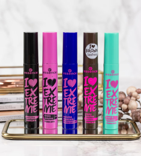 Mascara Monday: </br> essence I love extreme Mascaras