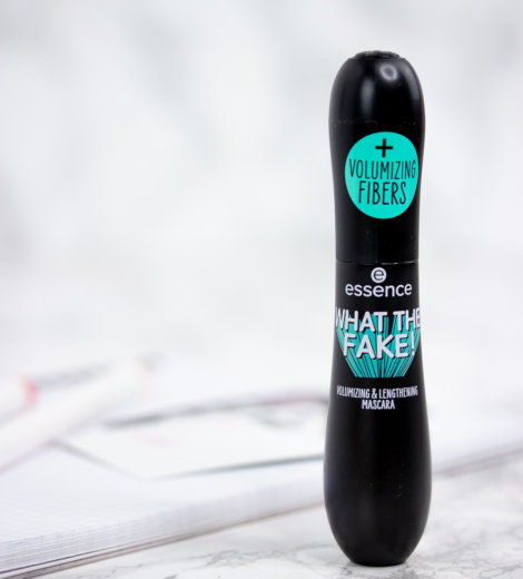 Mascara Monday: </br> essence what the fake! Mascara