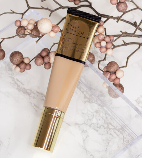 Estée Lauder Futurist Hydra Rescue Foundation